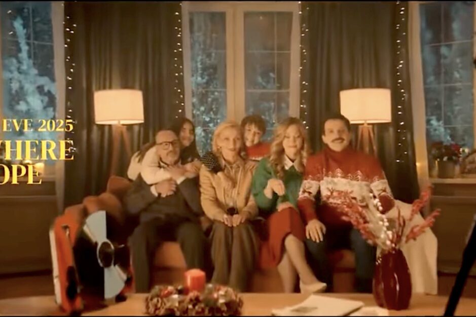 Spot Russo Natale 2025