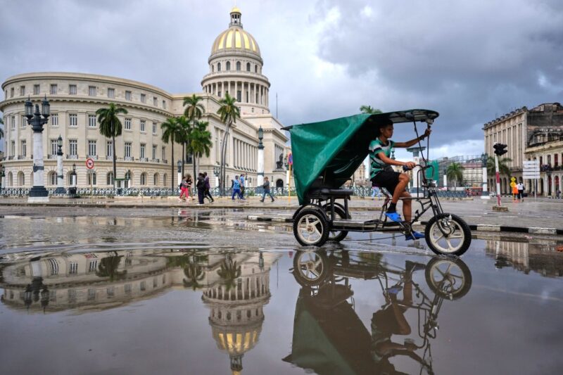 Cuba’s National Capitol in Havana. RAMON ESPINOSA/AP