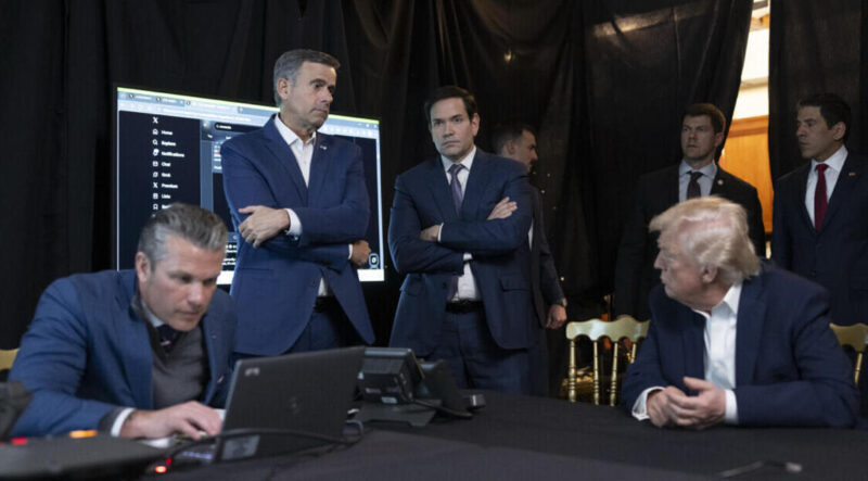 Trump segue il blitz in Venezuela dalla situation room a Mar-a-Lago