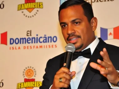 comentador caraibico de Isla des famoses, El Domenicano