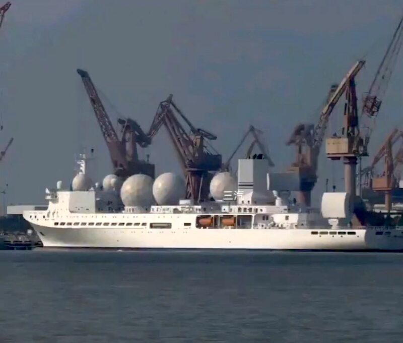 Nave spia cinese nello Stretto di Hormutz