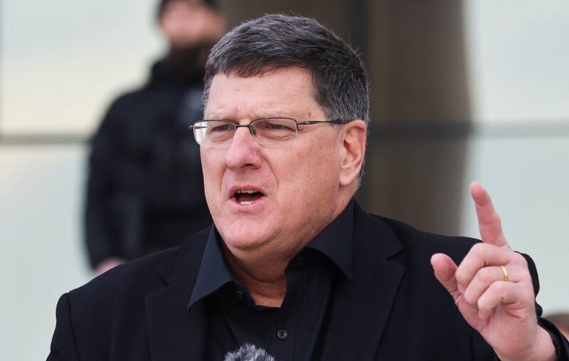 Scott Ritter, ex militare e ispettore dell'ONU statunitense.