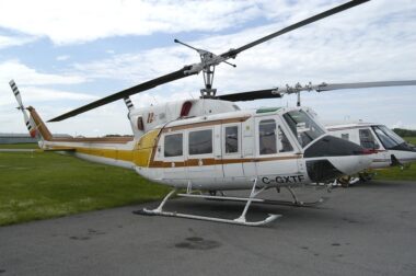 Questa è la versione Bell-212, anche se risulta che abbiano ricevuto (secondo Wikipedia) 27 Agusta-Bell-212, cioè una versione modificata dall'italiana (ex) Agusta.