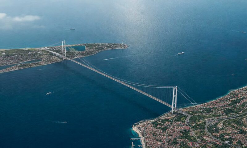 Ponte sullo stretto - Più lo guardo e più mi sembra sproporzionato.