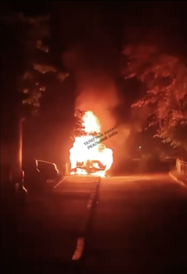TCC (un'altra vettura data alle fiamme)