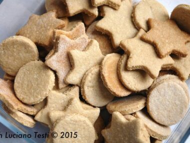 Biscotti biologici al 100% senza zuccheri, fatti in casa.