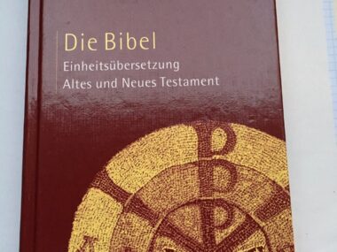 La nuova Bibbia dei vescovi tedeschi.