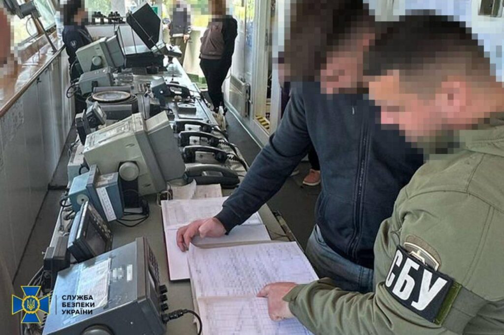 Verifiche a bordo della nave russa, perte della "flotta ombra".